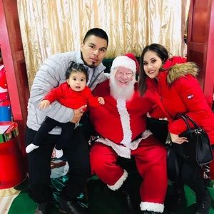 Meet your Posher, Fam Rdrgz! Posh Ambassador